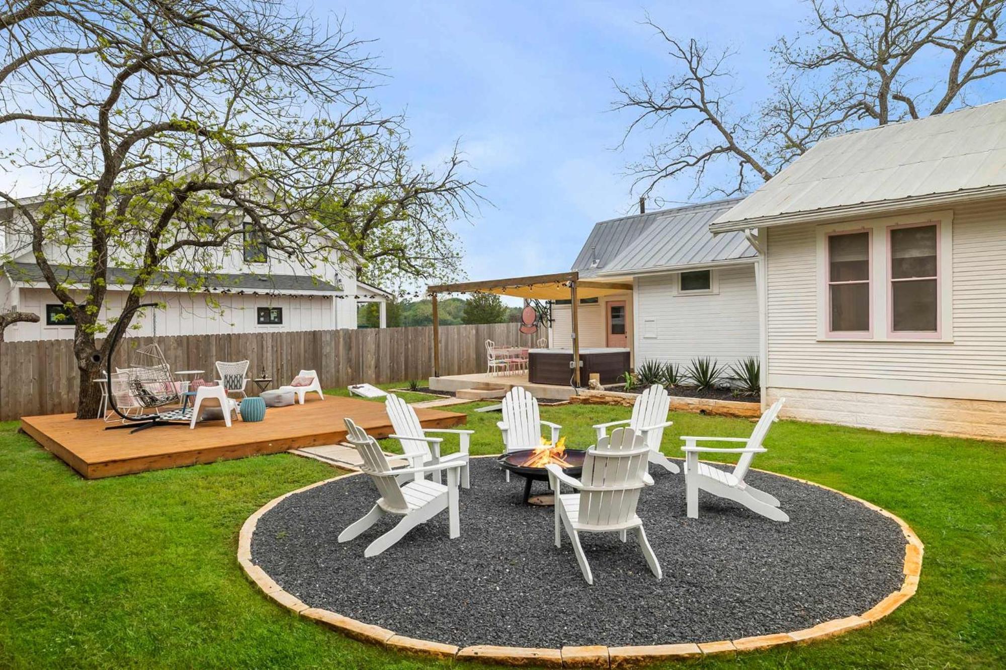 Pink Duchess - Mins To Main Hot Tub & Fire Pit Villa Fredericksburg Exterior photo