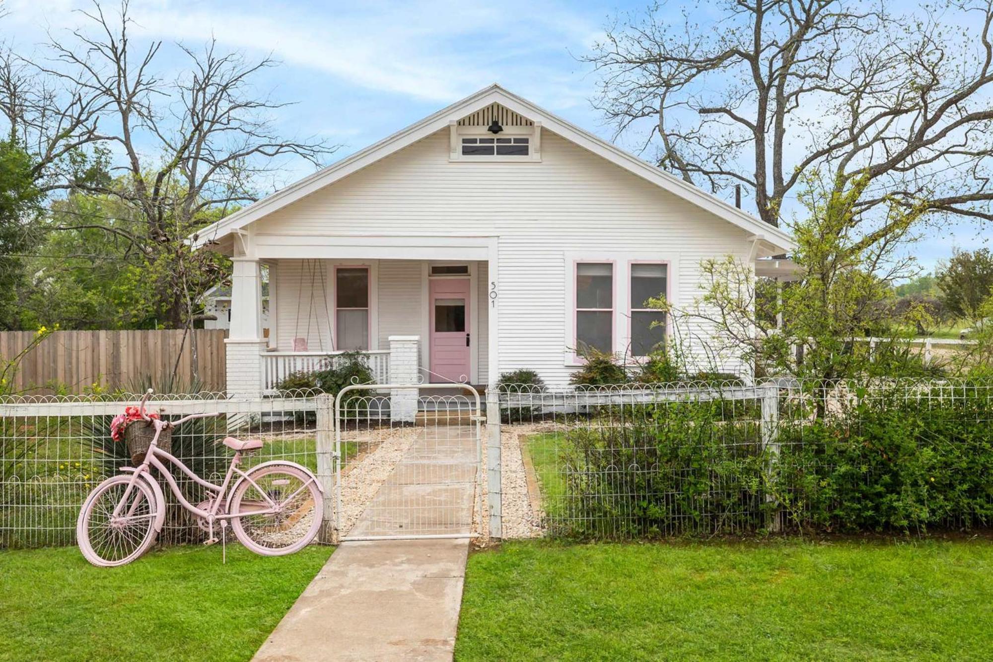 Pink Duchess - Mins To Main Hot Tub & Fire Pit Villa Fredericksburg Exterior photo